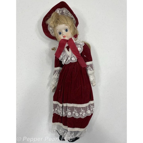 Porcelain Doll 17 Inch Cloth Body Unmarked Blonde Blue stationary Glass Eyes - Picture 2 of 10